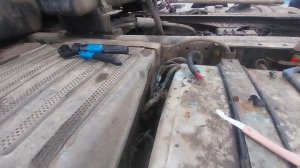 Вторые сутки на рем зоне, застряли в очереди на ремонт)))