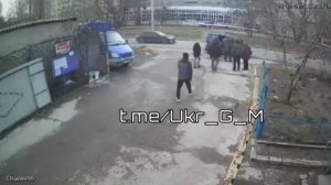 ТЦКашники на ходу сбили ухилянта.