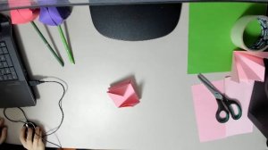 Делаем цветок из бумаги к 8 марта