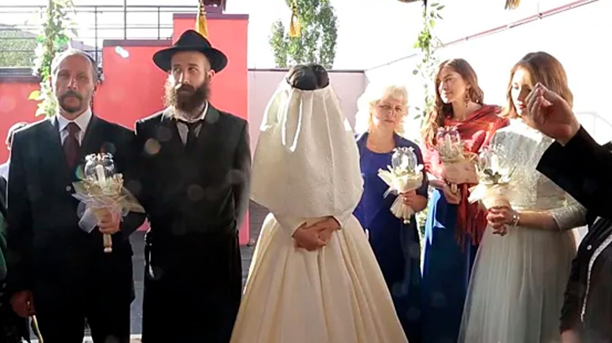 Традиции и обычаи проведения еврейской свадьбы (артисты из разных городов)