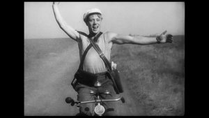 "Трактористы" (1939) Всем вручает Харитоша- аккуратный почтальон!