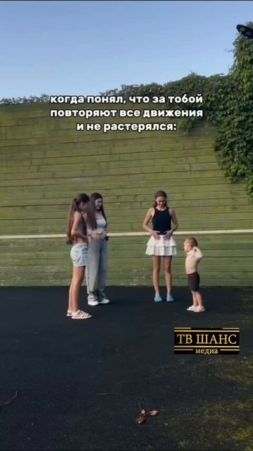 Правильный мужичок растет!!!#папа #сын #сынок #тётя #девушка #зарядка #спорт #воспитание#правдажизни