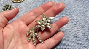 180. Распаковка. Броши.