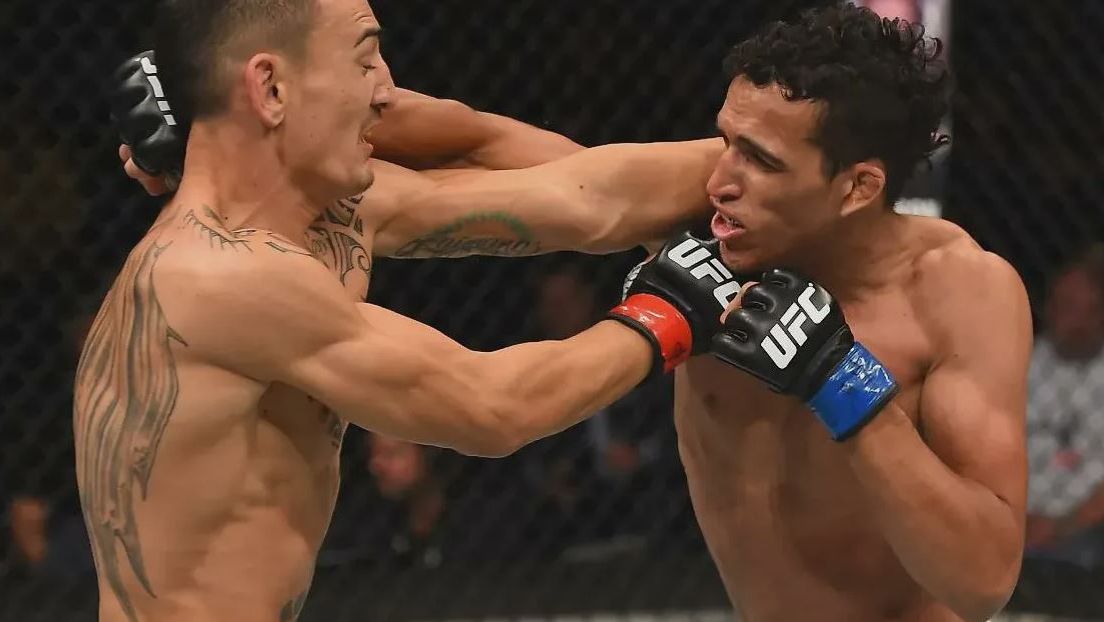 Макс Холлоуэй vs Чарльз Оливейра. UFC 326. Полный бой