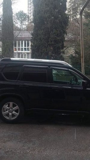 Град с дождем . Ялта