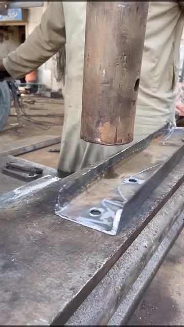 Как правильно согнуть П-образный швеллер.