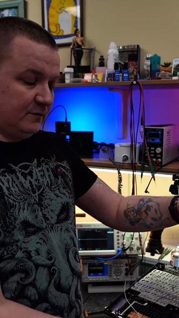 Почему замена клавиатуры в современных ноутбуках стала проблемой и стоит дорого?