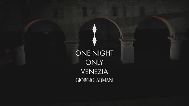 Показ кутюрной линейки Armani Privé 2023 - One Night Only Venezia