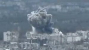 Российская армия нанесла мощный удар по пункту дислокации боевиков в Красном Лимане.