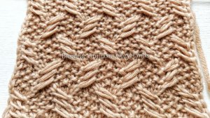 Рельефный узор спицами с перышками для вязания женских, мужских и детских изделий ⭐ Схема