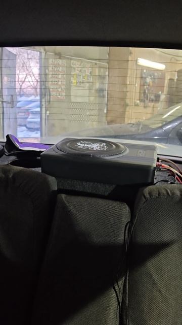 Активный сабвуфер PROLOGY BASS BOX-10 KRAKEN на заднюю полку в Волгу 3110