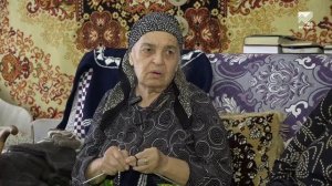 Бабушка Роза из Теберды вяжет носки и свитера для участников СВО