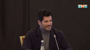 В Москве прошла премьера спектакля с Бураком Озчивитом, звездой турецких сериалов, в главной роли