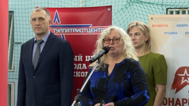В 5 школе прошел семейный фестиваль смотреть онлайн