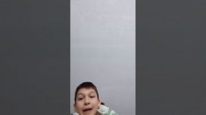 прыжок с самодельных парашютов с сестрой без братика на двухэтажный кровати