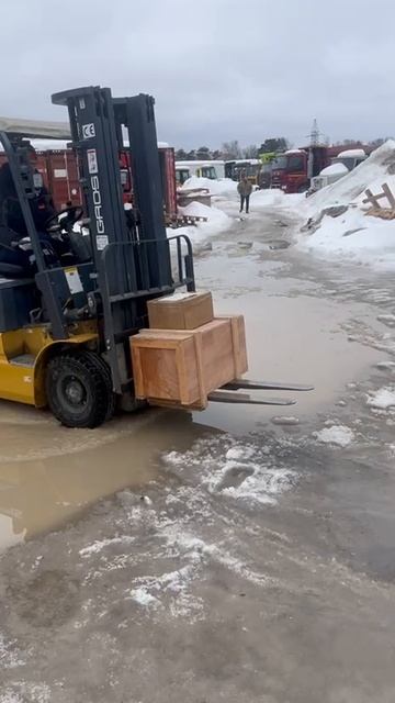 Запчасти на экскаватор Хитачи