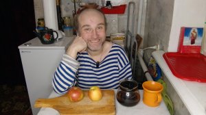 завтрак с Рыжулей. плохо спал. вот что 🐈 наделал. мукбанг. обжор. еда на камеру. диета. шизофрения.