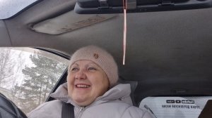 А мне на биржу/ ну и помогаю Олегу