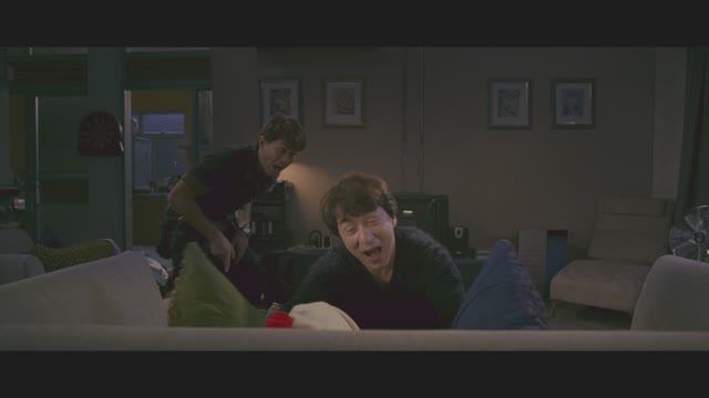 Роб-Би-Гуд: Плеть и Осьминог пытаются общаться с младенцем