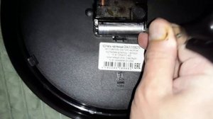 Как поменять батарейку в настенных часах