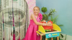 Nastya and a Sweet Rich and Poor Story