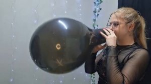 ASMR More Balloon Play