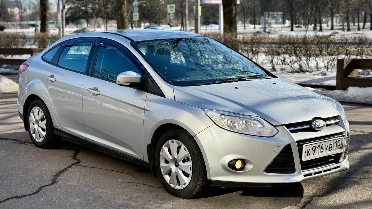 Ford Focus 3 1.6 МТ