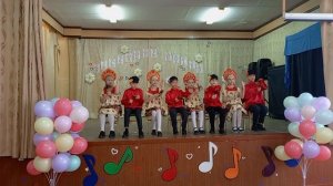 Поппури на тему русской, татарской, чувашской народной мелодии.
Ансамбль ложкарей "Задоринка"