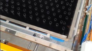 Депаллетайзер  пустых стеклянных бутылок DEPAL Base