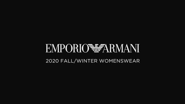 Показ женской коллекции Emporio Armani осень-зима 2020-2021