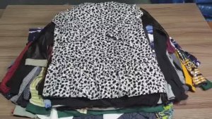 Лот 2211 Блузки Тонковки Германия Крем 1180 р-кг 9 кг 51 ед