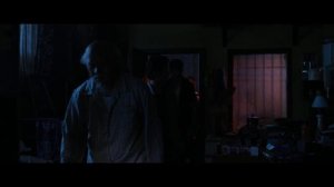 Запретное царство: Хулиганы заставляют Джейсона привести их в ломбард, чтобы его ограбить