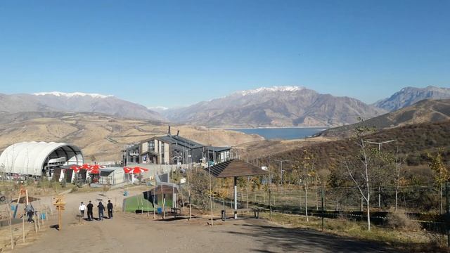 Мой родной Ташкент. Величественные горы и голубая гладь Чарвака. Красота неописуемая