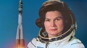 Поздравления с днем рождения принимает первая в мире женщина-космонавт Валентина Терешкова.
