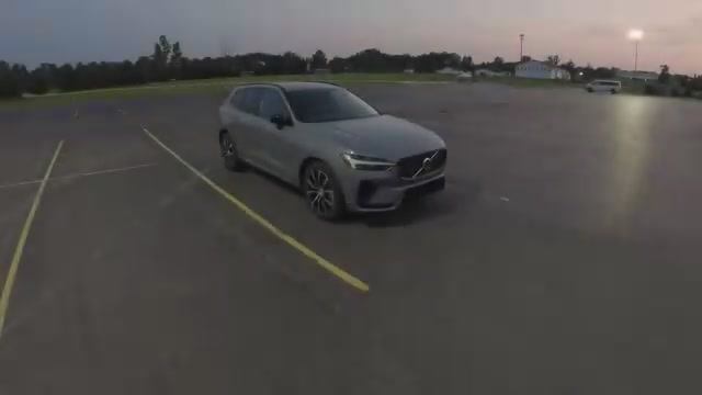 Обзор Volvo XC60 Recharge AWD Ultimate T8 Вольво смотреть онлайн