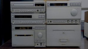 Блочный музыкальный центр Victor Mezzo Prezio (1990年頃) Кассетник 3 HEAD, CD, пред и оконечник, тюнер