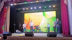 С 8 Марта Вас, Женщины