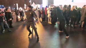 Как танцуют индусы