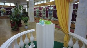 НИКОЛЬСК. Музей стекла и хрусталя / Стеклянные скульптуры в городе / Советская площадь