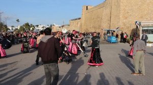 Тунис. 10-й Международный карнавал в Ясмин-Хаммамете состоялся с 11 по 13 апреля 2025 года.