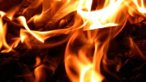 ИСТОРИЯ из моей жизни. ПОЖАР дома . ОТНОШЕНИЕ  начальника к ЧП.   ПОДПИШИСЬ