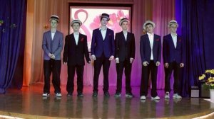 "Без женщин жить нельзя на свете!"