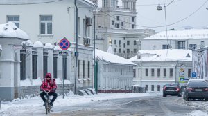 Борьба за тротуары: в России готовят ограничения для электровелосипедов и самокатов