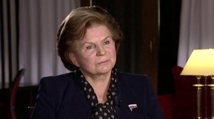 Владимир Путин поздравил Валентину Терешкову с днем рождения.