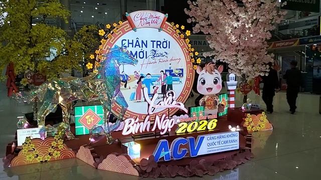 Аэропорт Камрань. Терминал внутренних рейсов. Нячанг