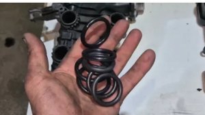 Citroën Berlingo II 1.6 HDi устраняем подтеки масла