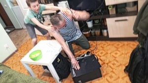 ОТЕЦ РАЗБИЛ КОМПЬЮТЕР СЫНУ В РЕАЛЬНОЙ ЖИЗНИ ИЗ-ЗА МАЙНКРАФТ!