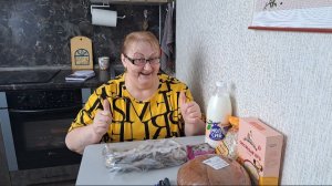 Сегодня праздник у девчат, сегодня будет мойва! И ещё у меня сегодня посев перца и петуний.