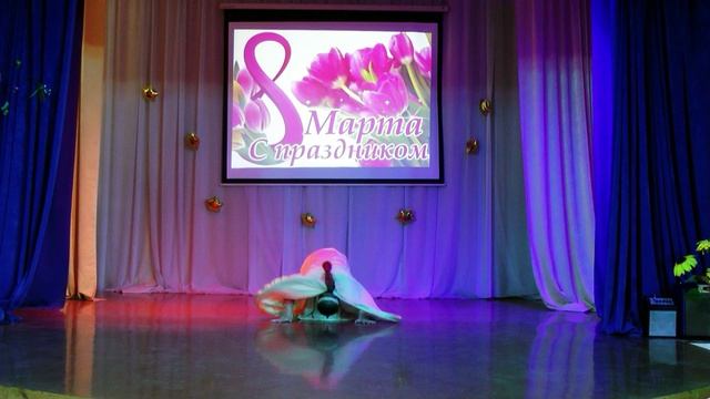 Танец "У египетской пирамиды"