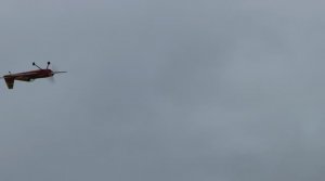 Кирил крутит пилотаж...